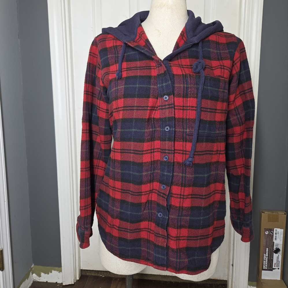 American Eagle Shacket Mens Xsmall. Hooded Flannel
